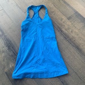 Lululemon  tank